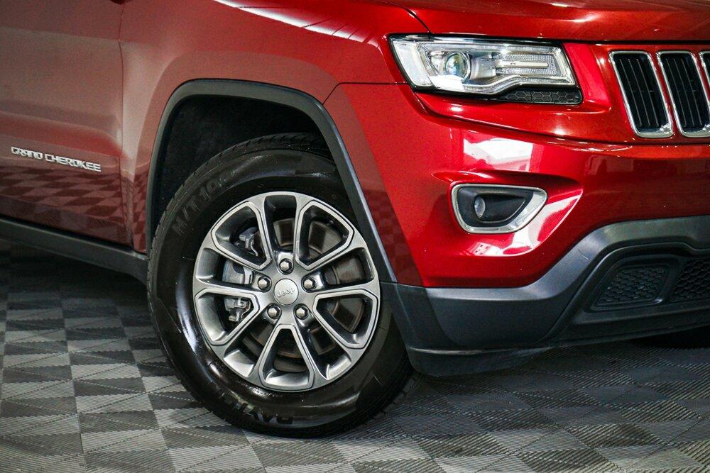 Jeep Grand Cherokee image 2