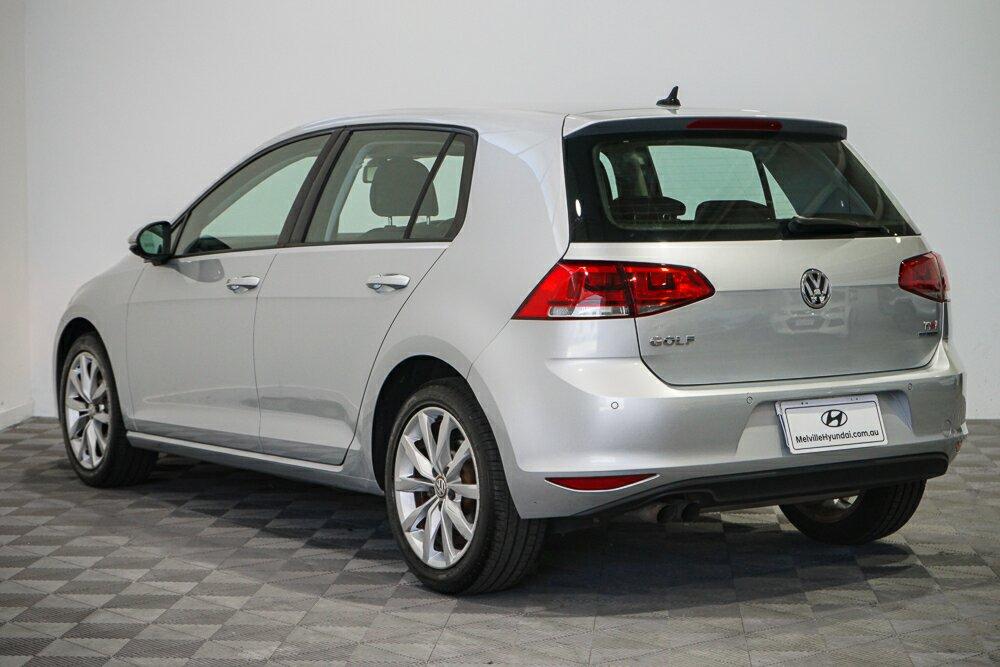 Volkswagen Golf image 4