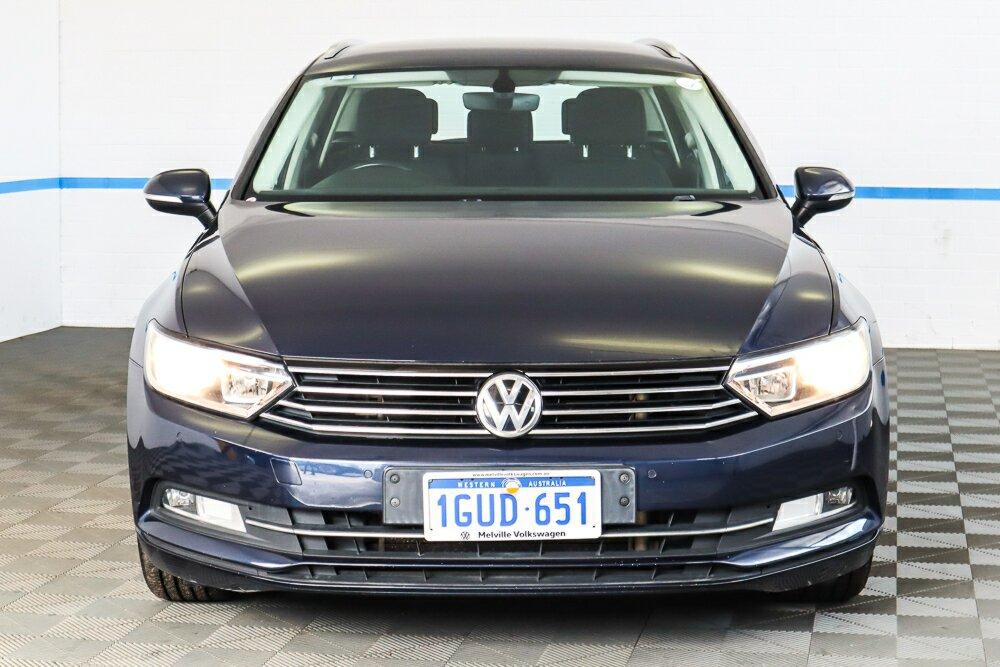 Volkswagen Passat image 3