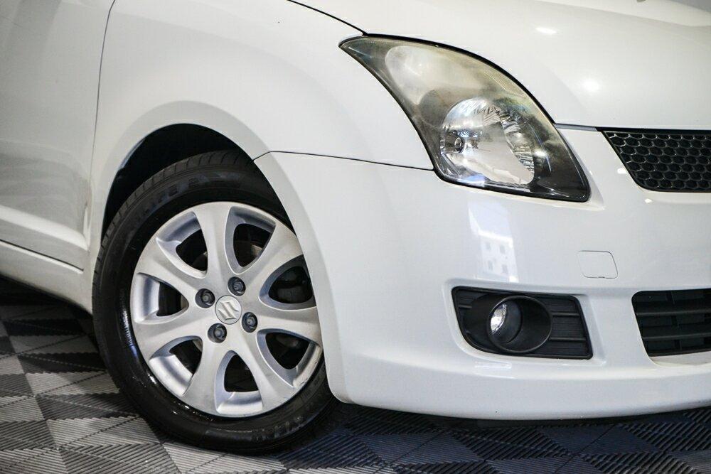 Suzuki Swift image 2