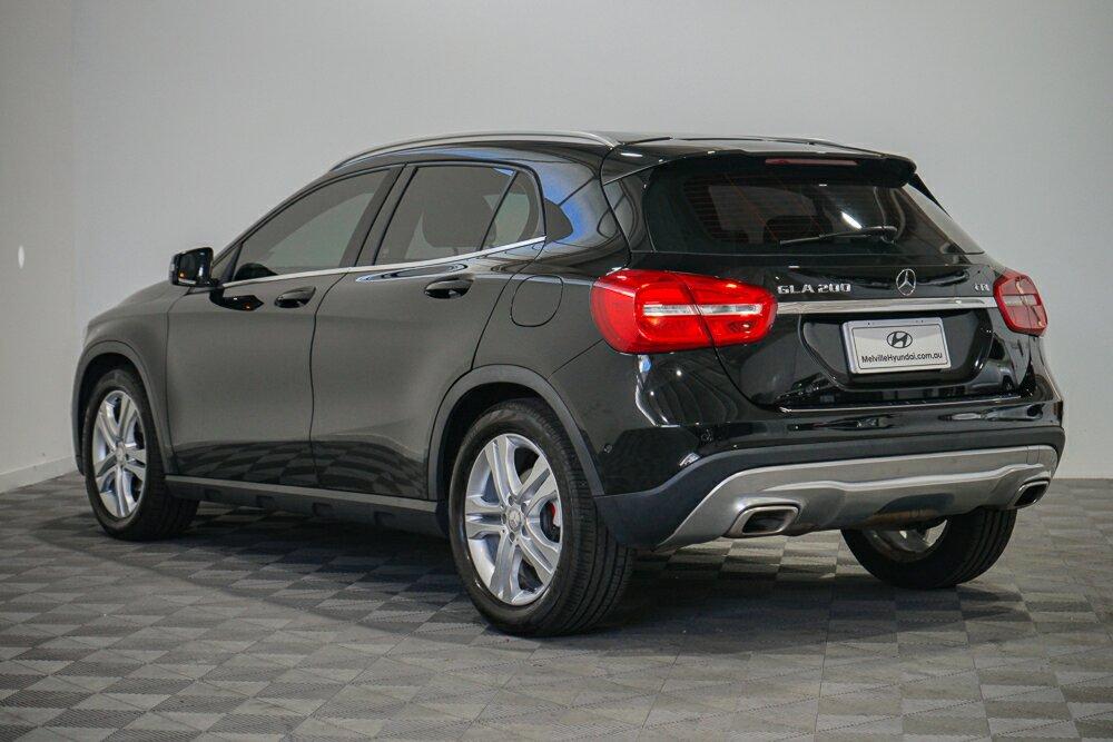Mercedes Benz Gla-class image 4