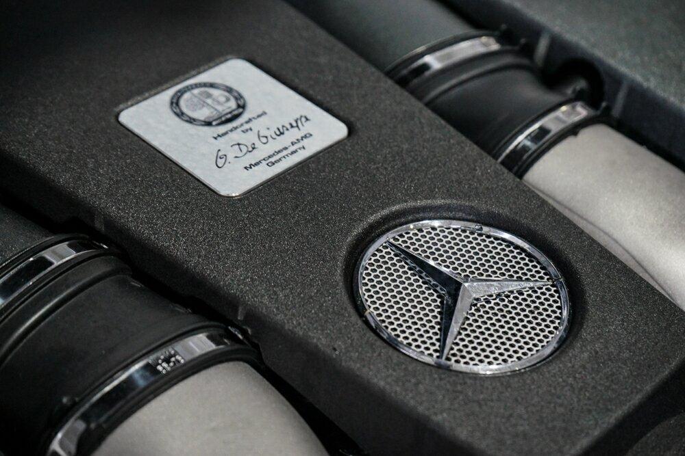 Mercedes Benz E-class image 4