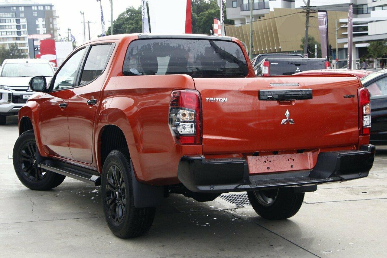 Mitsubishi Triton image 3