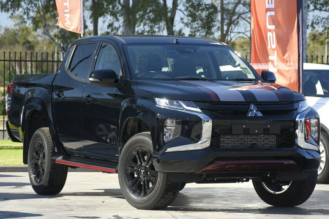 Mitsubishi Triton image 1