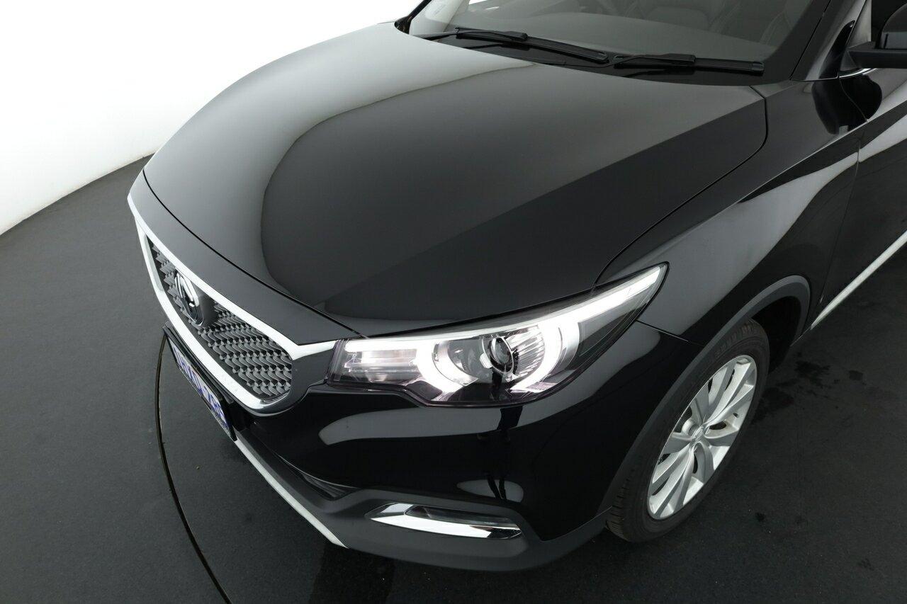 MG Zs image 2