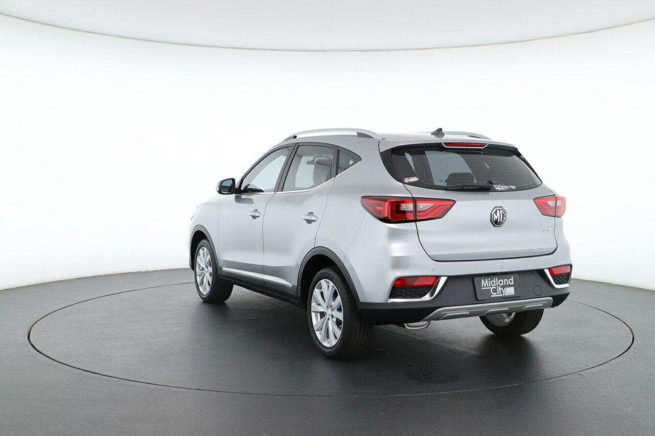 MG Zs image 4