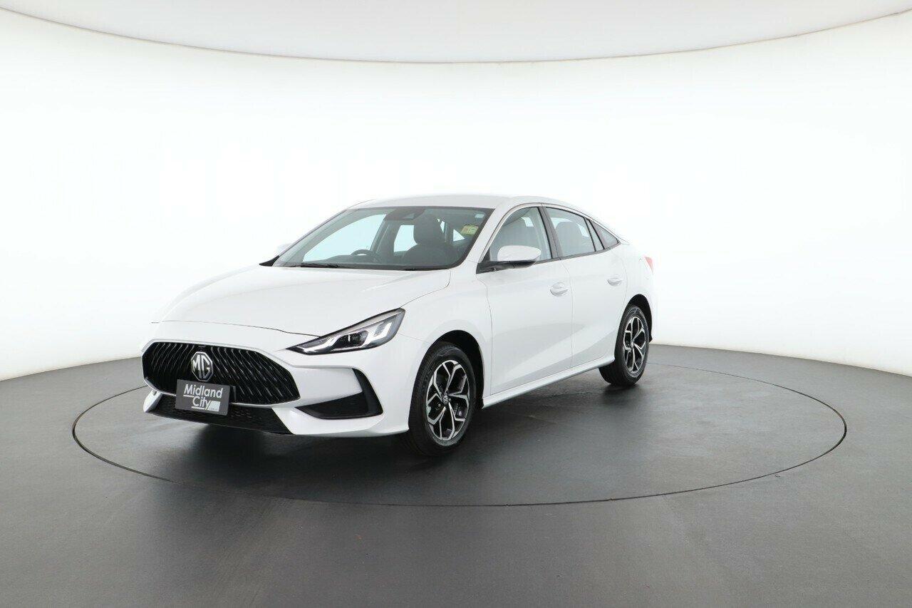 MG Mg5 image 3