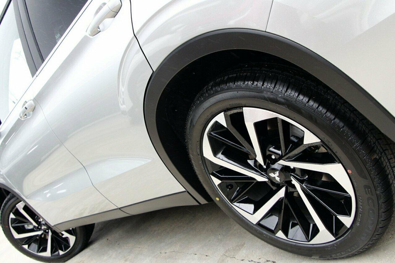 MG Zs image 4