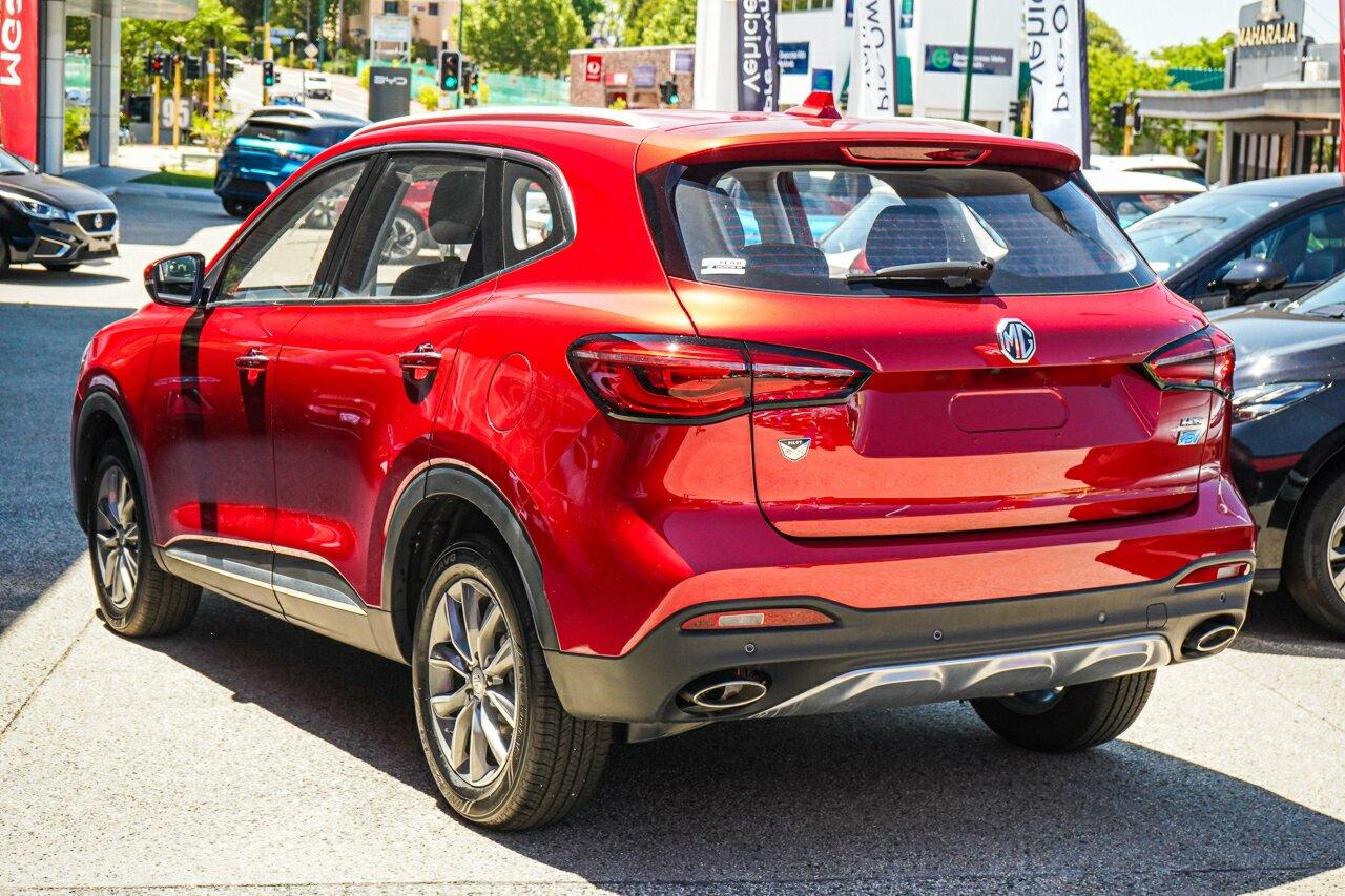 MG Hs Plus Ev image 4