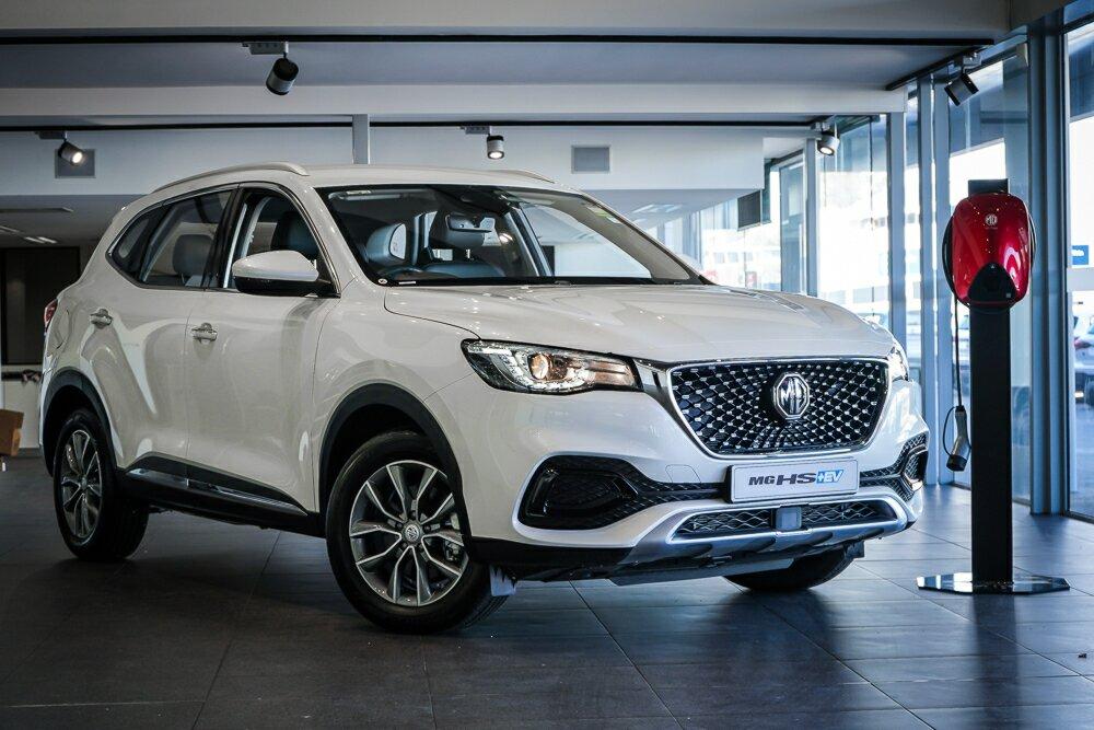 MG Hs Plus Ev image 1