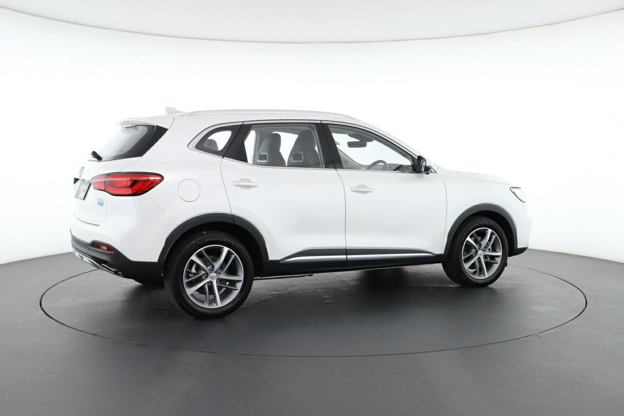 MG Hs Plus Ev image 2