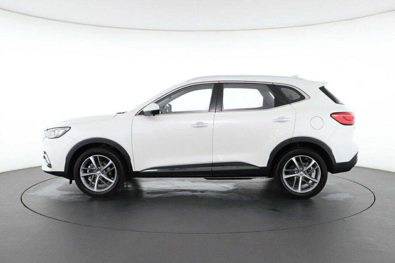 MG Hs Plus Ev image 2