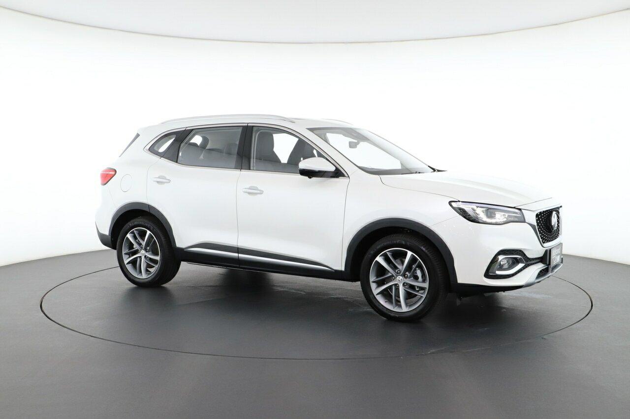 MG Hs Plus Ev image 3