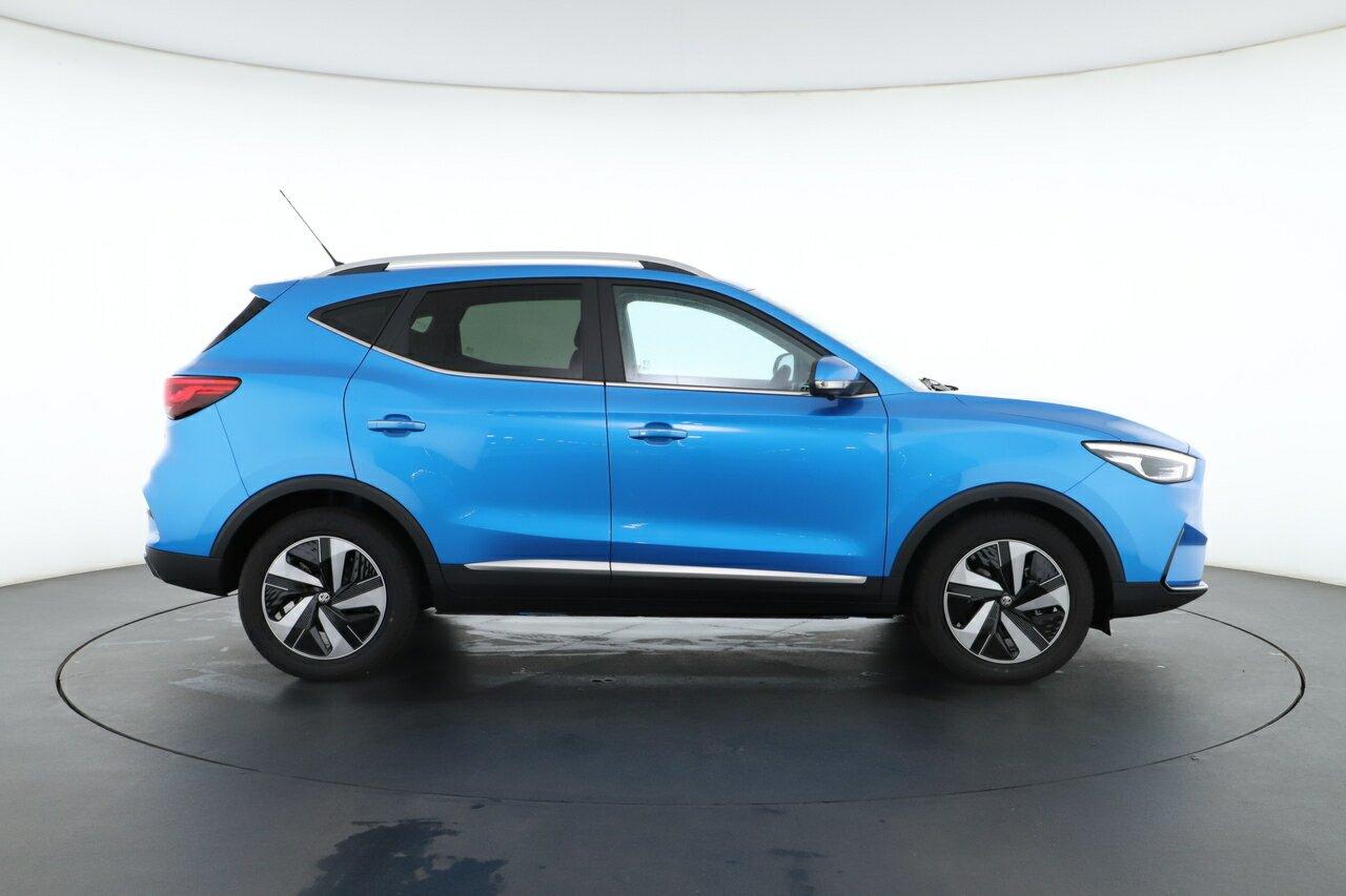 MG Zs Ev image 3