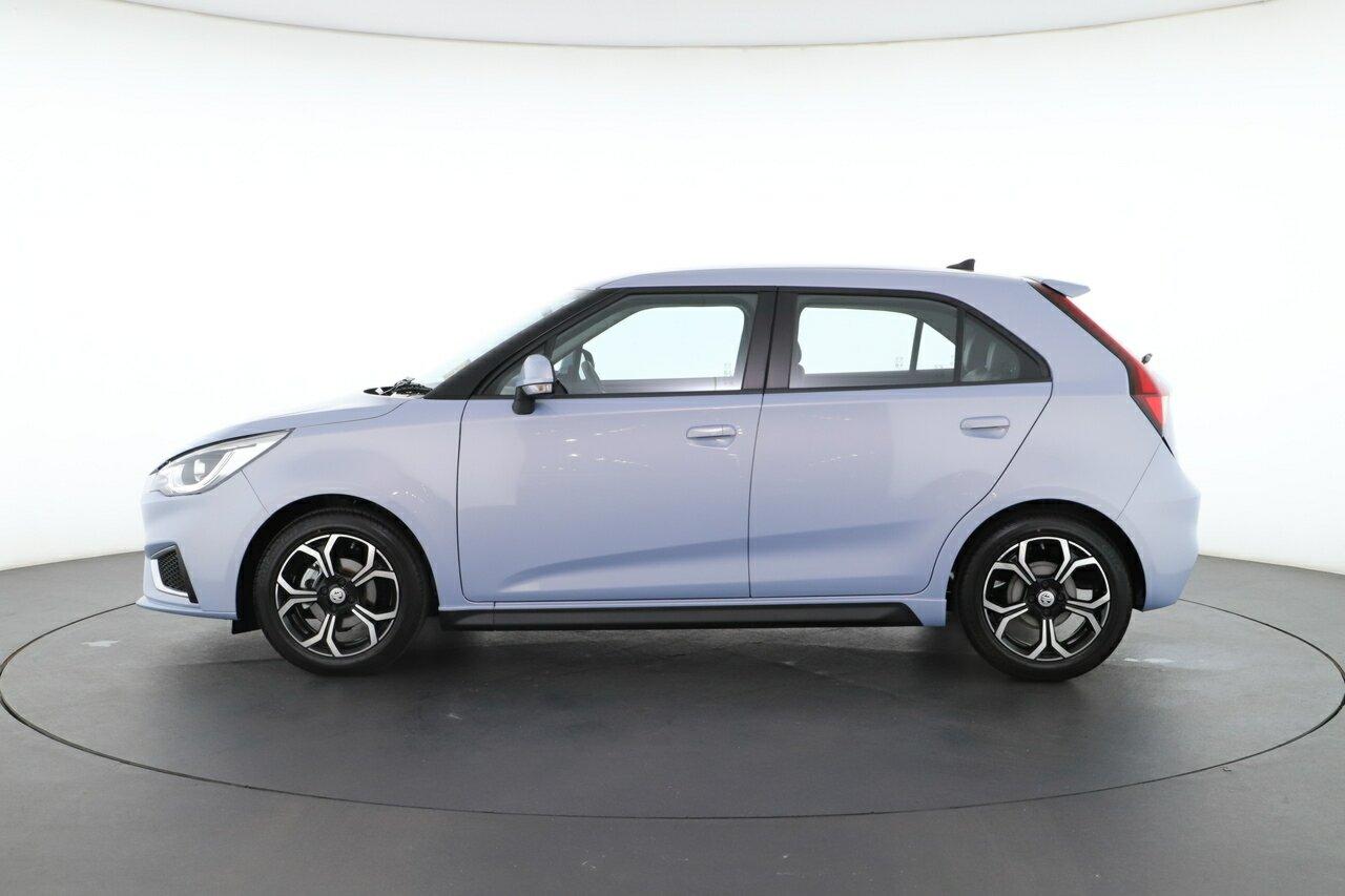 MG Mg3 image 3