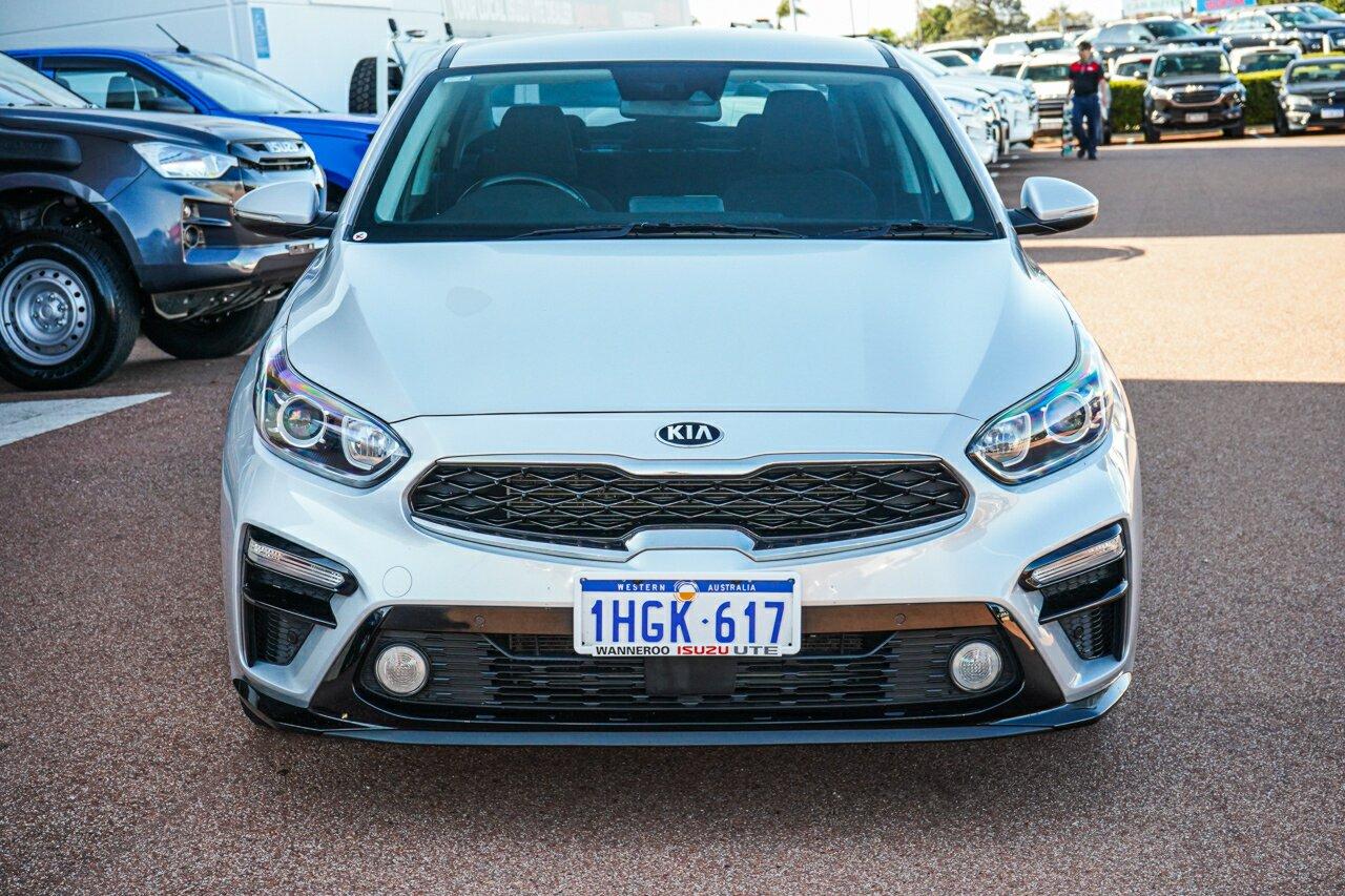 Kia Cerato image 2