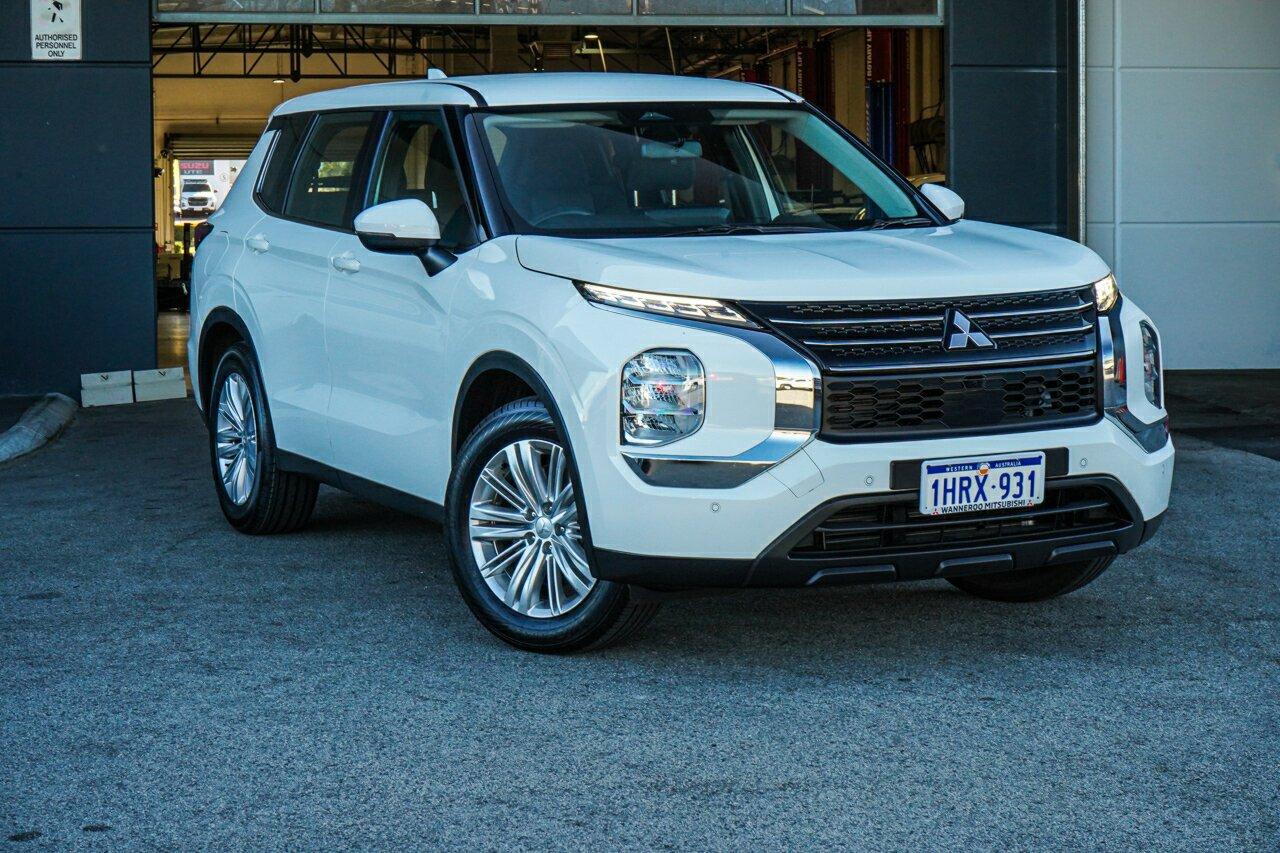 Mitsubishi Outlander image 1