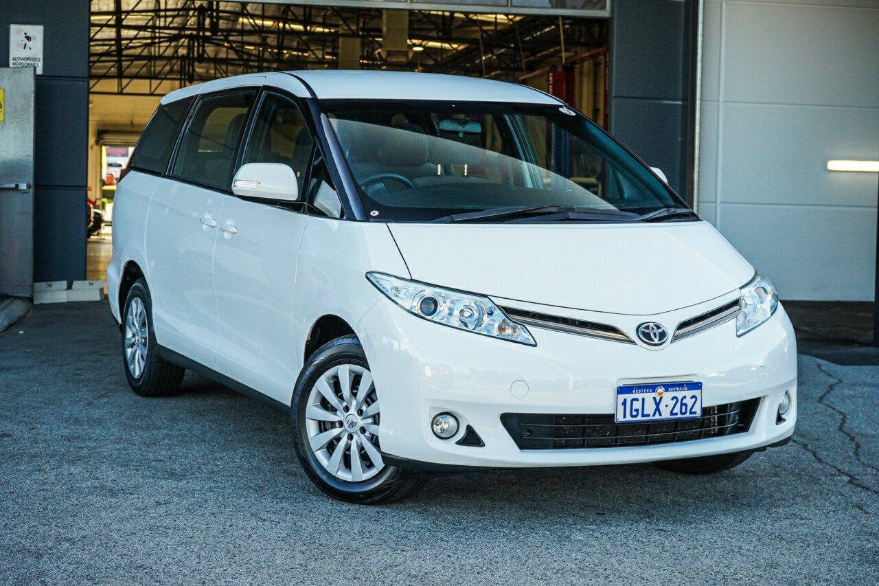 Toyota Tarago image 1