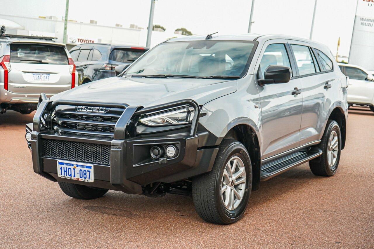 Isuzu Mu-x image 3
