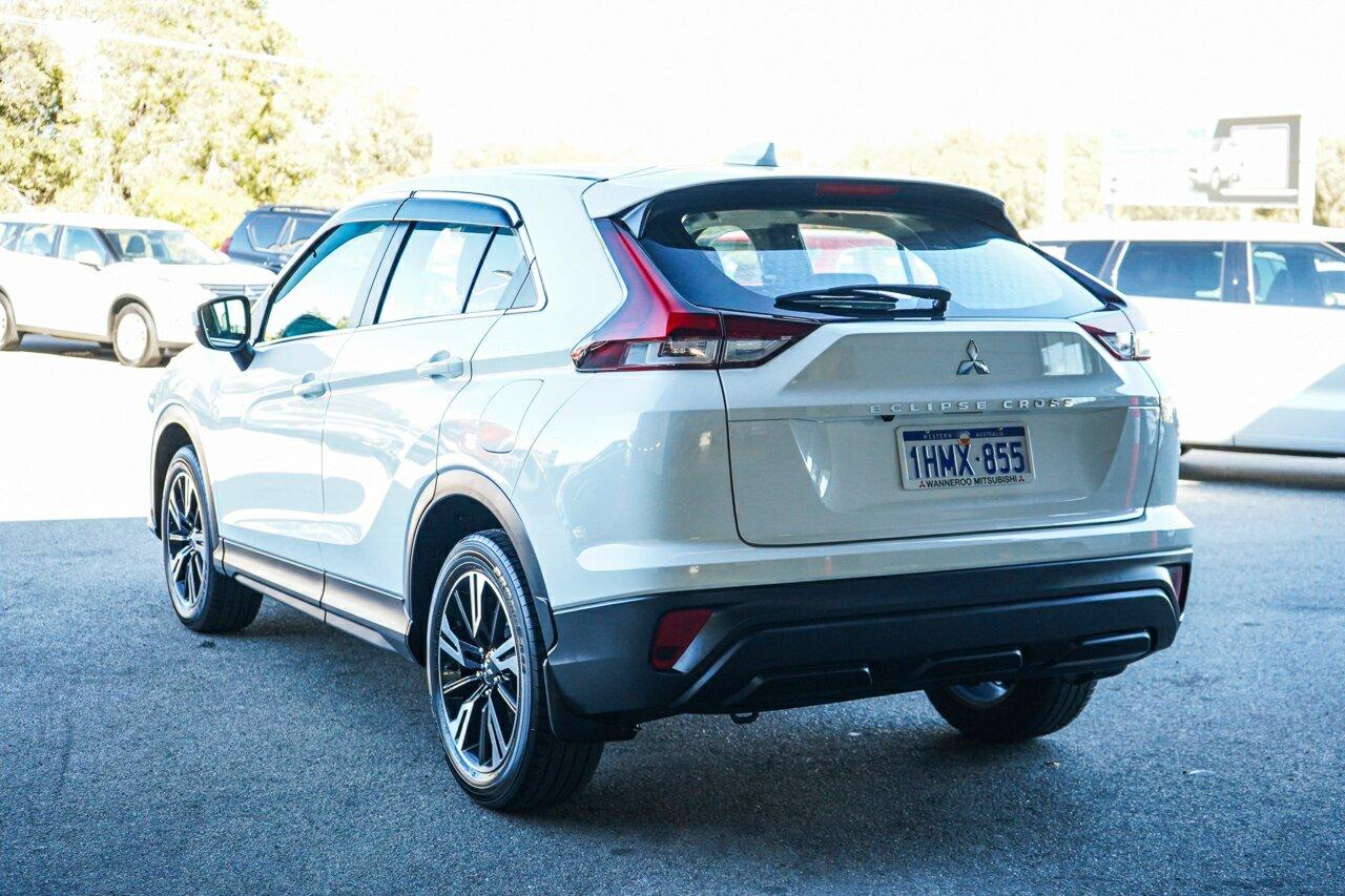 Mitsubishi Eclipse Cross image 4