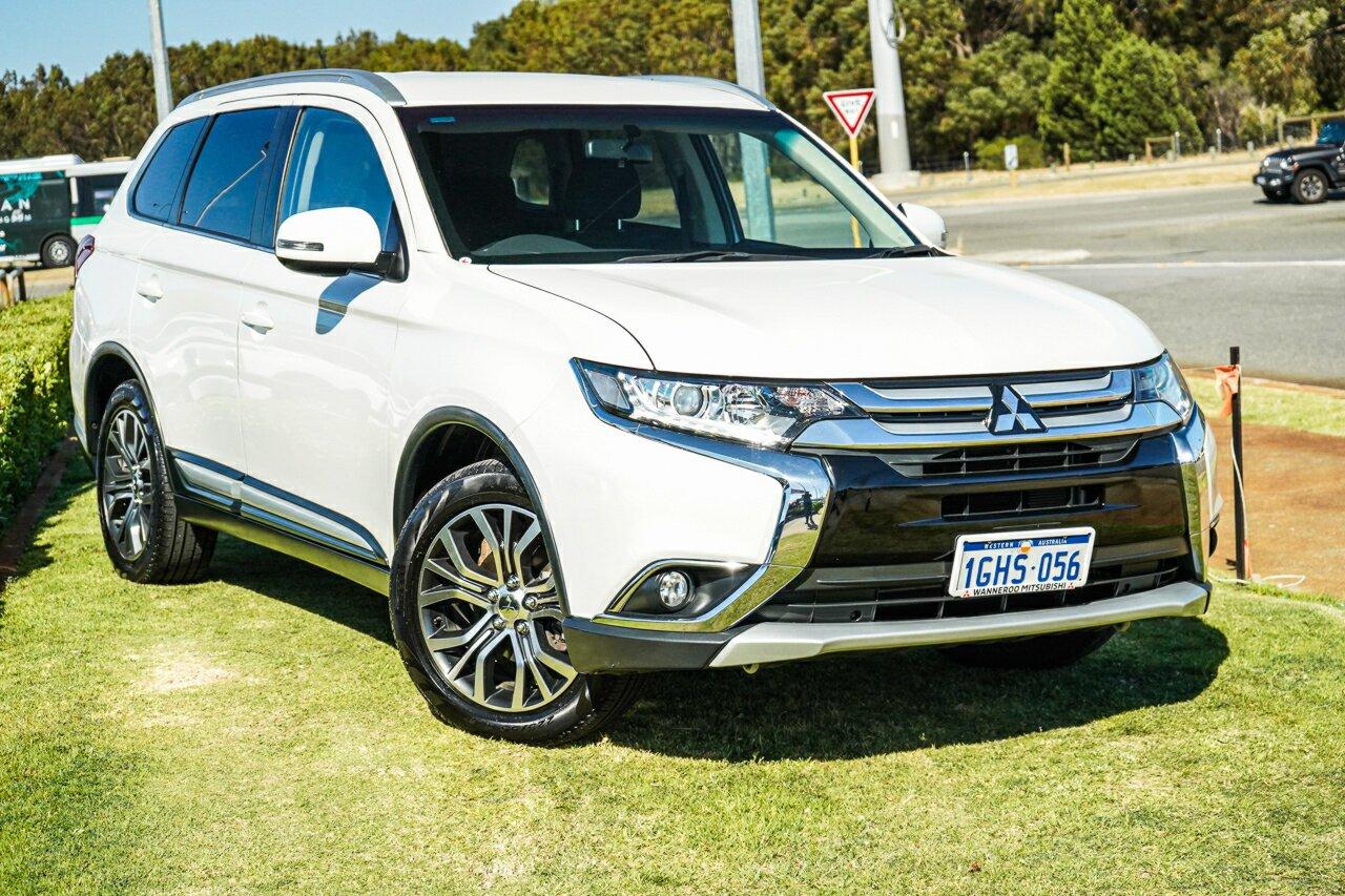Mitsubishi Outlander image 1