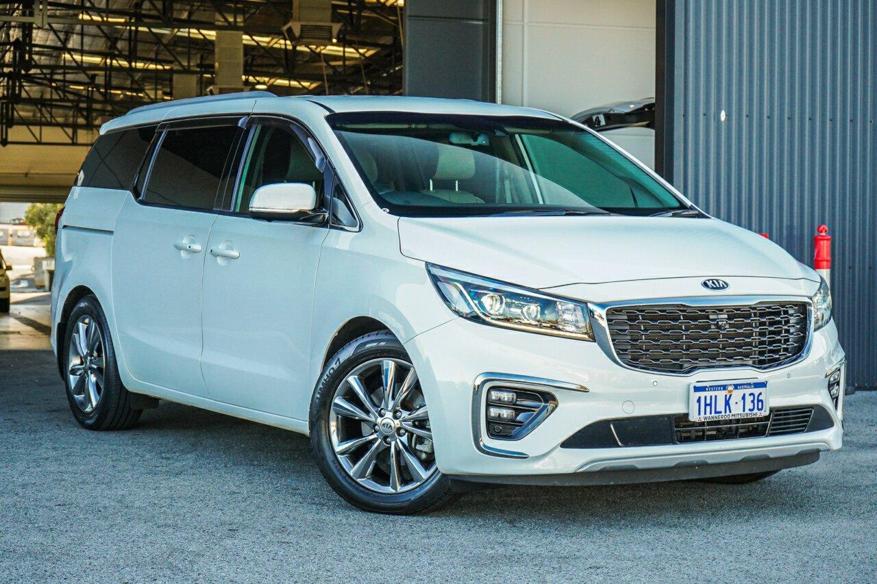 Kia Carnival image 1