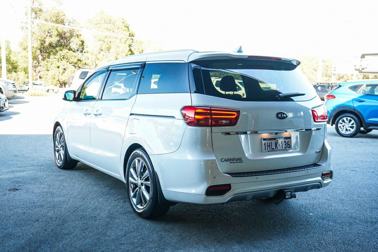 Kia Carnival image 4