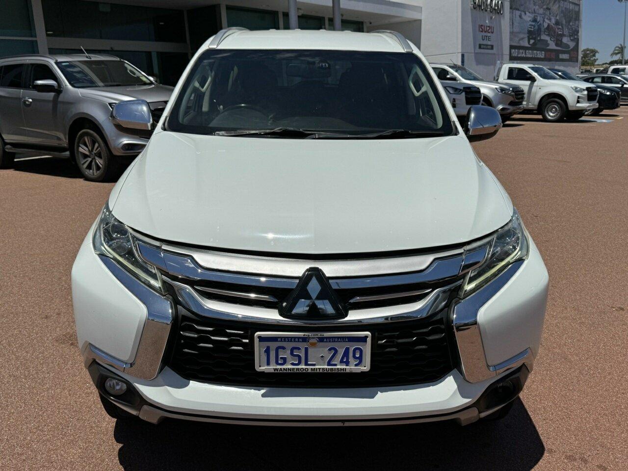 Mitsubishi Pajero Sport image 4