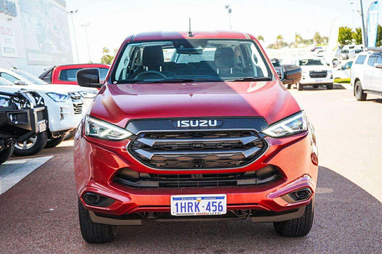 Isuzu Mu-x image 3