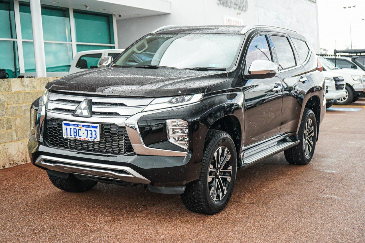 Mitsubishi Pajero Sport image 4