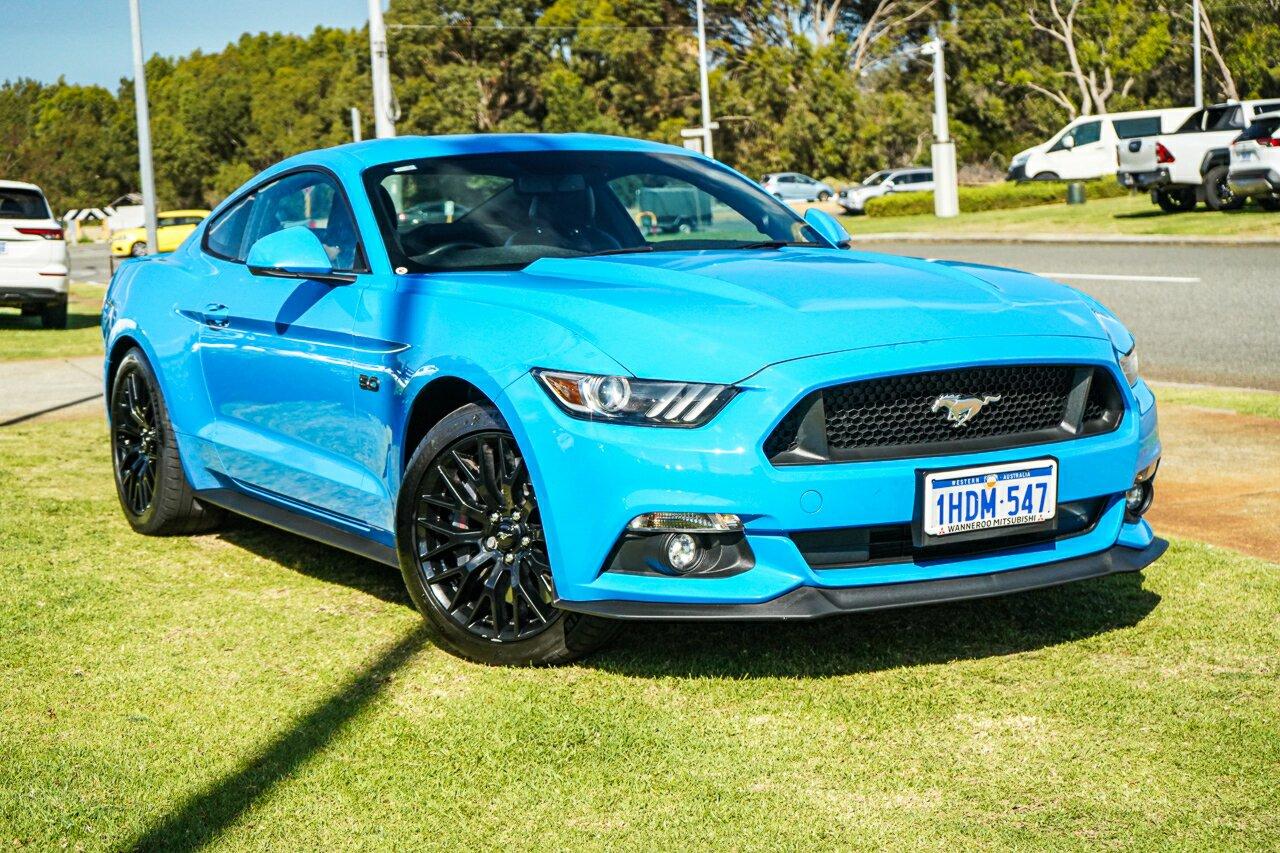 Ford Mustang image 1