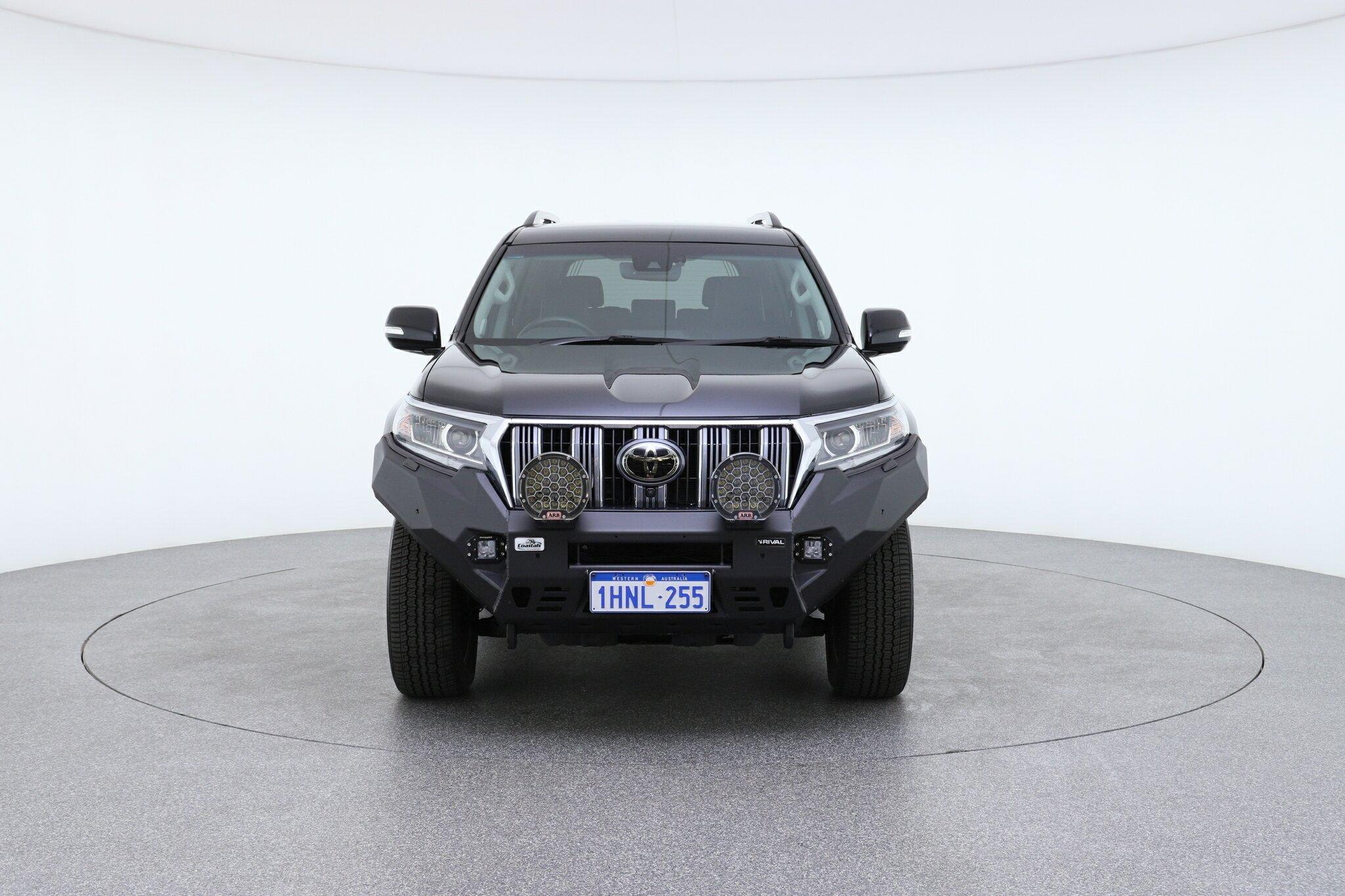 Toyota Landcruiser Prado image 3