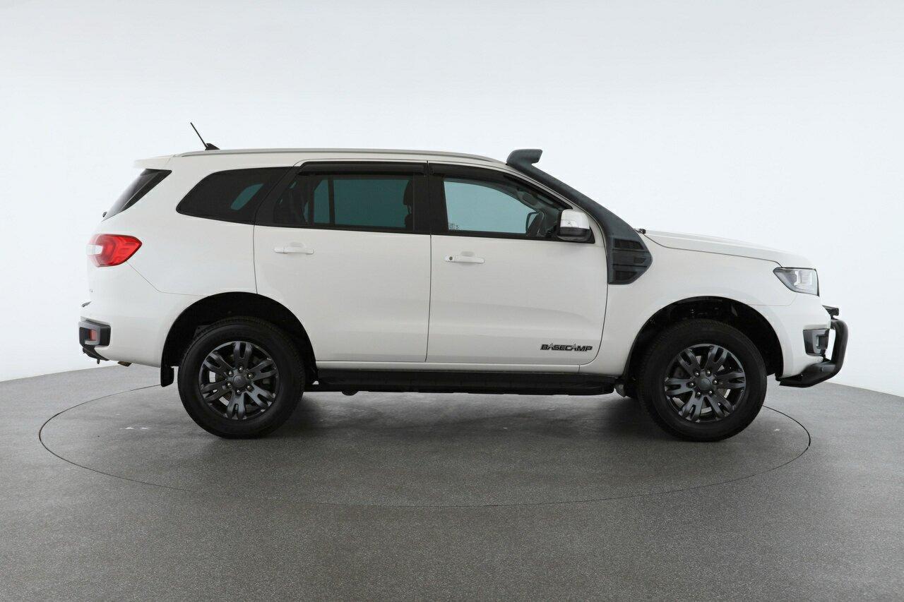 Ford Everest image 4