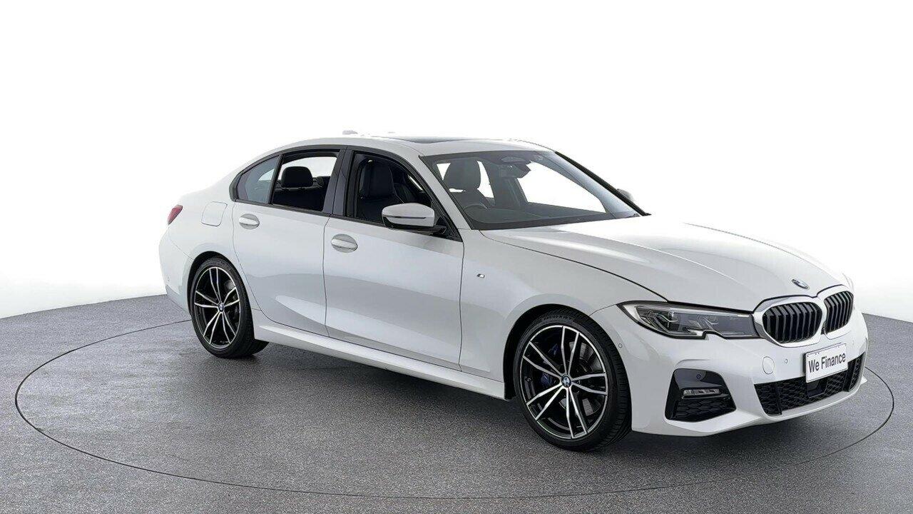 BMW 3 Series image 2