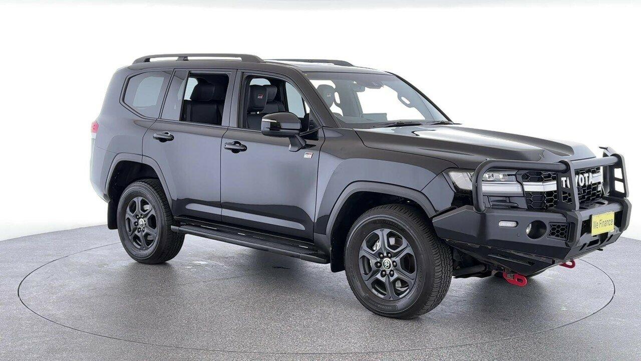 Toyota Landcruiser image 2