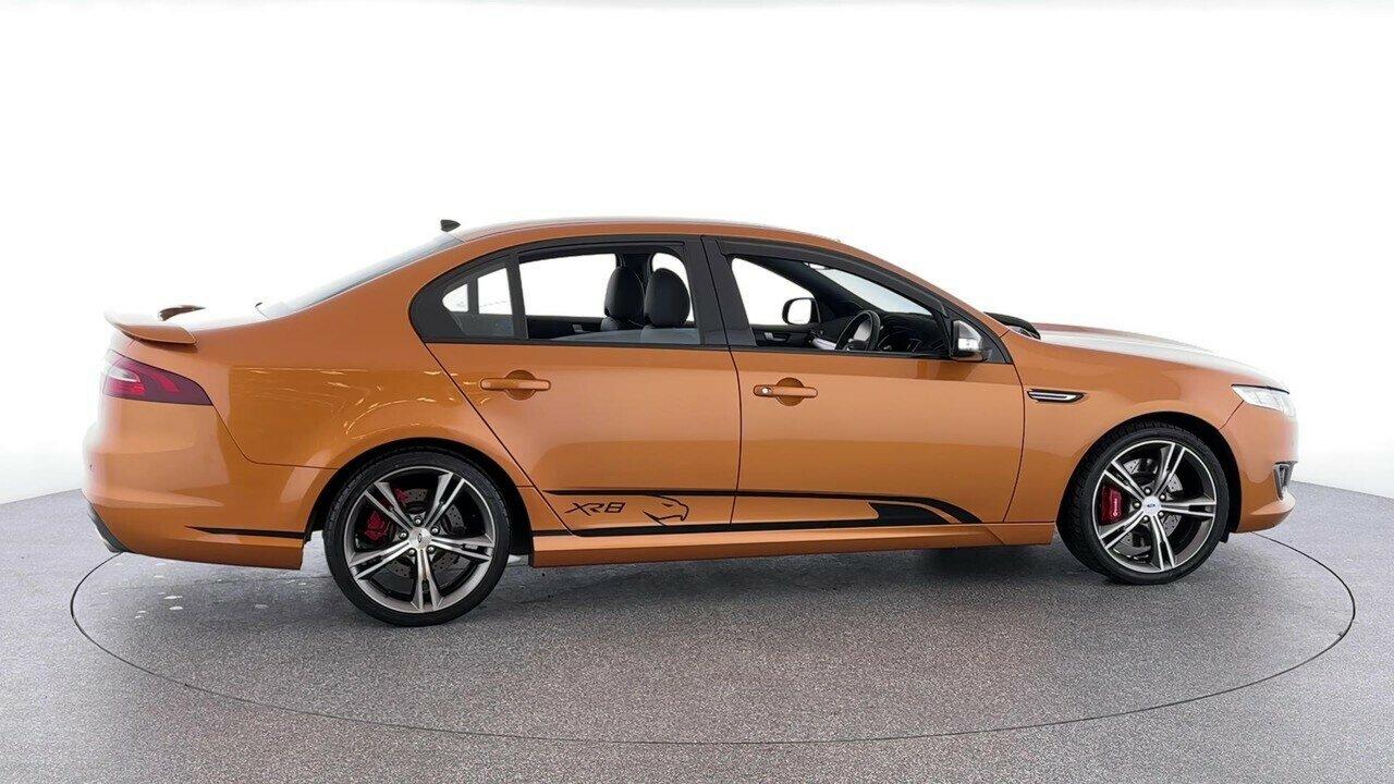 Ford Falcon image 2