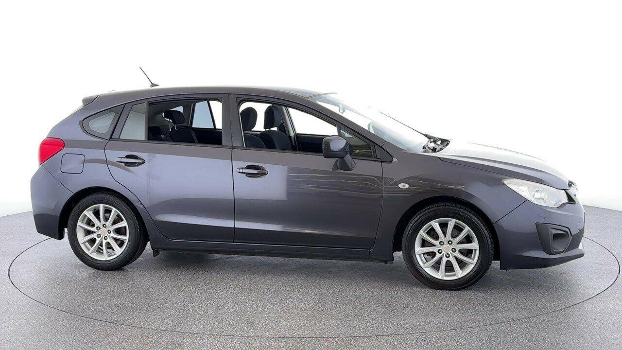Subaru Impreza image 2