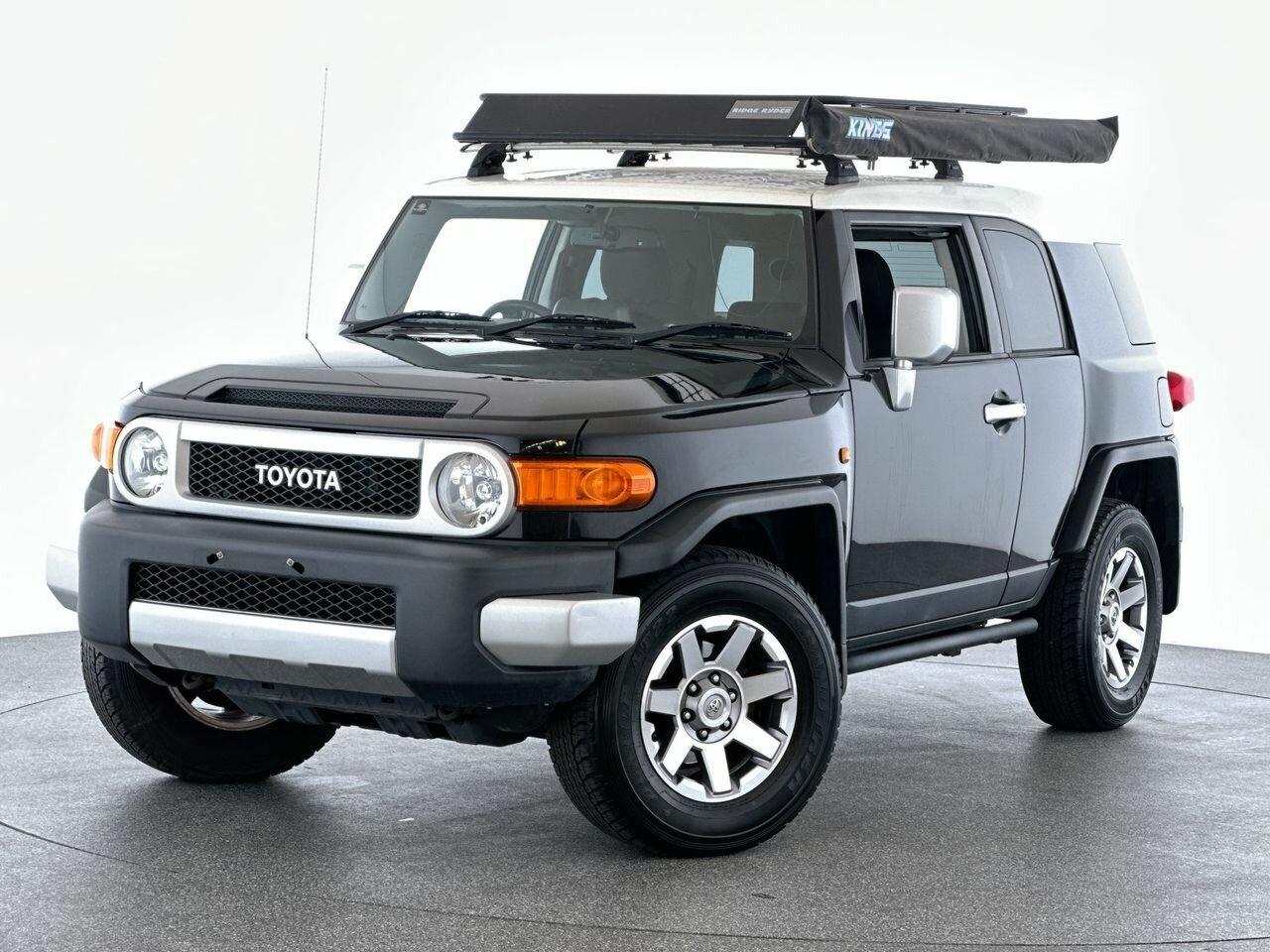 Toyota Fj Cruiser image 1