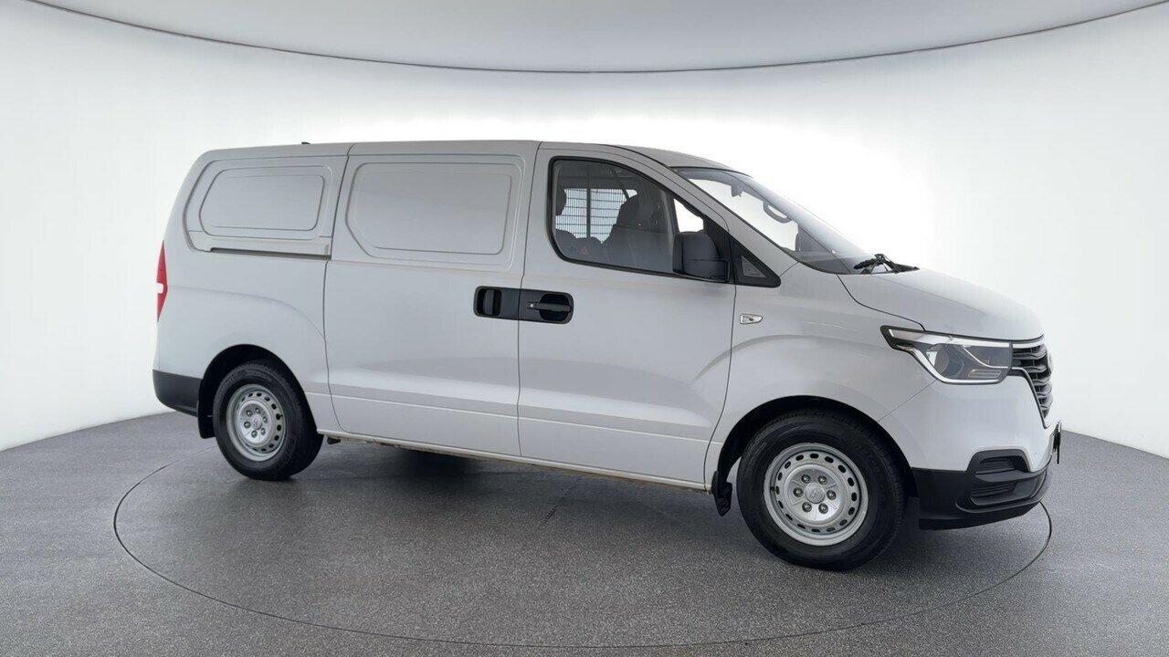 Hyundai Iload image 3