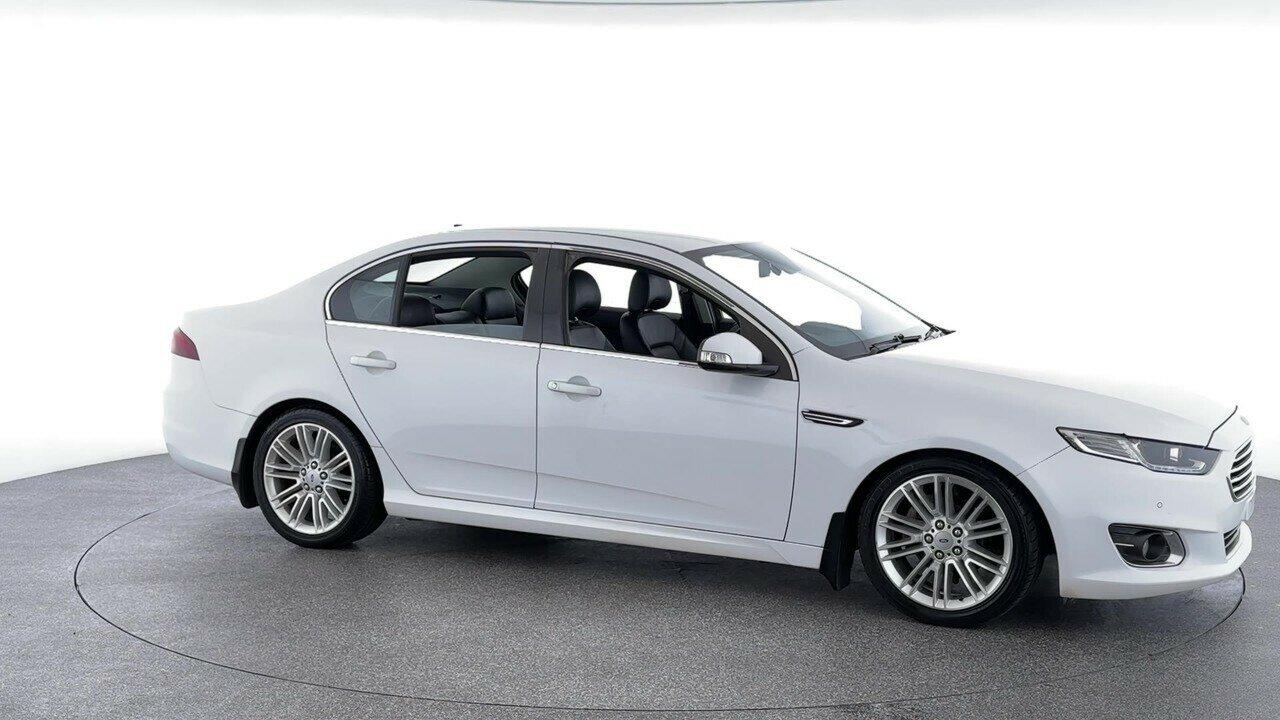 Ford Falcon image 4