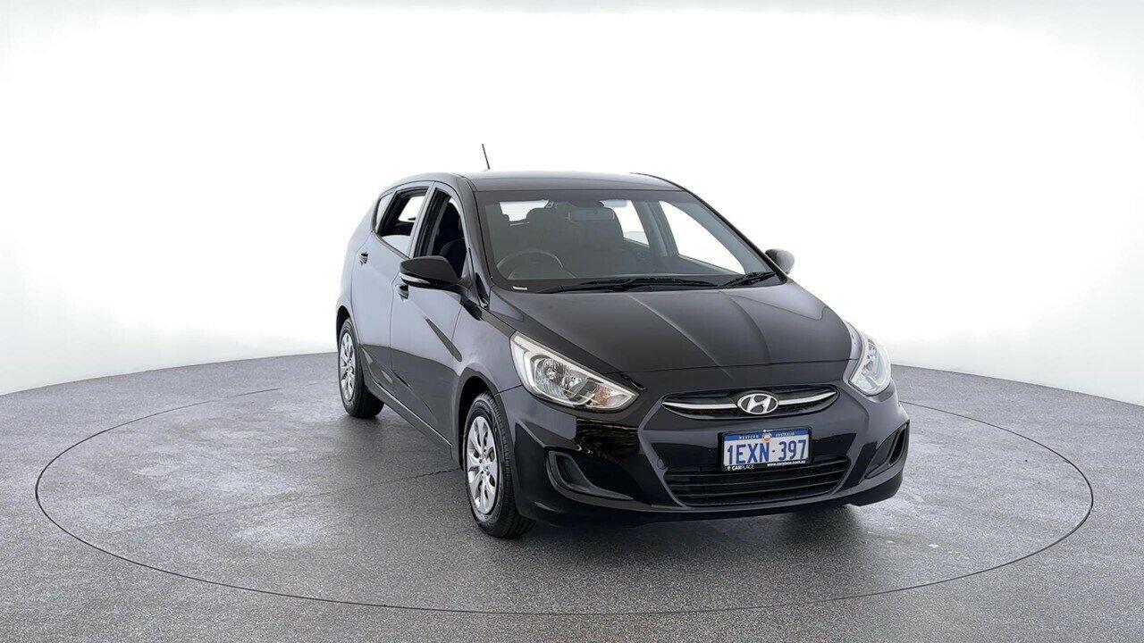 Hyundai Accent image 3