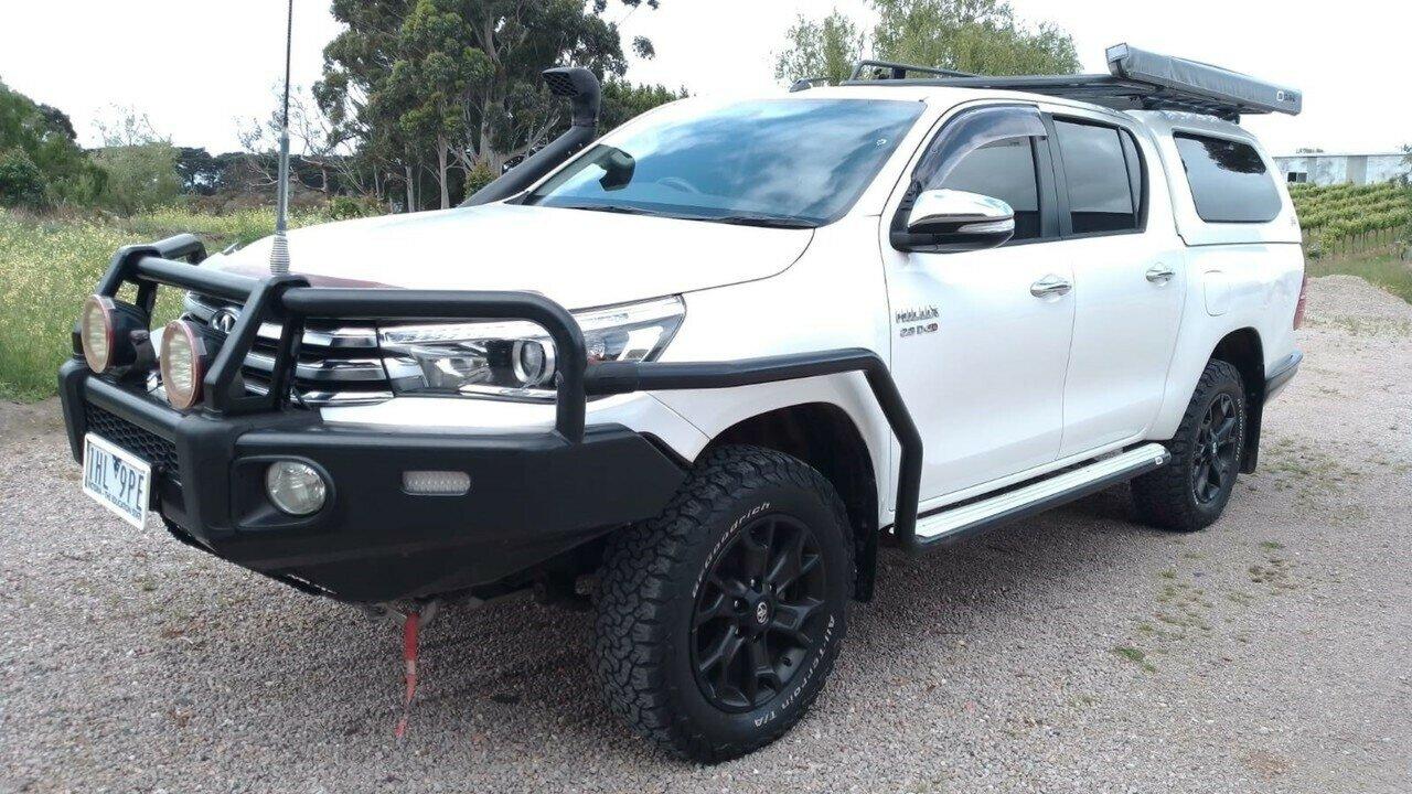Toyota Hilux image 4