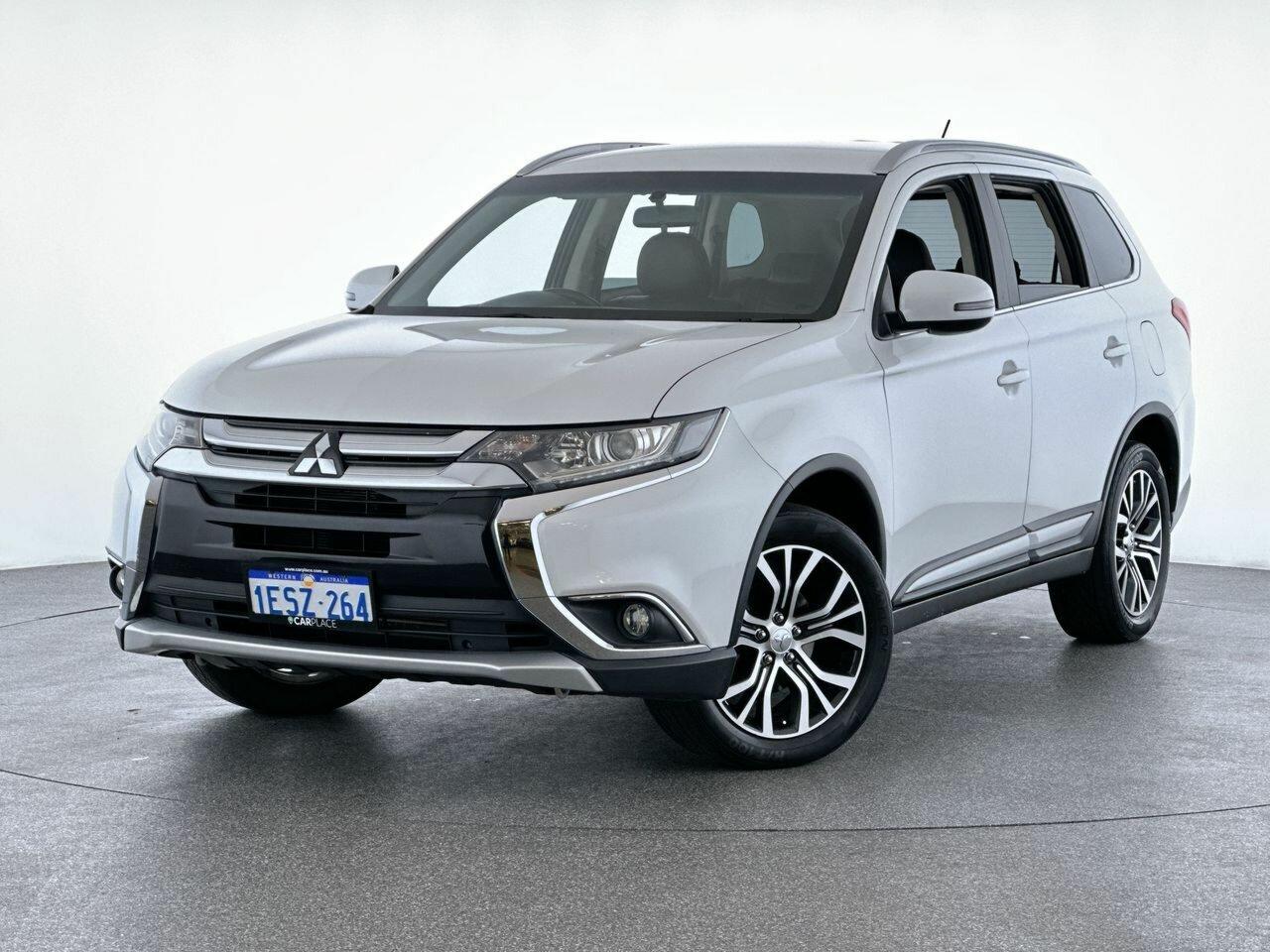 Mitsubishi Outlander image 1