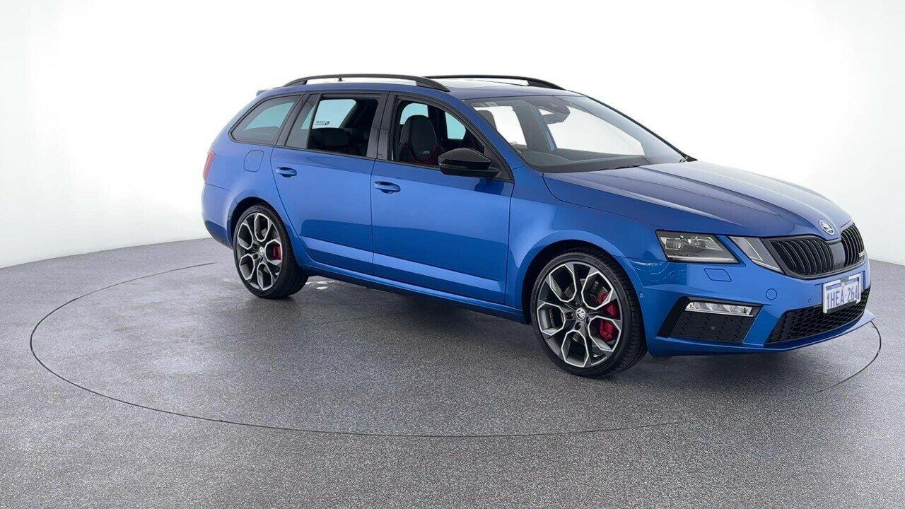 Skoda Octavia image 2