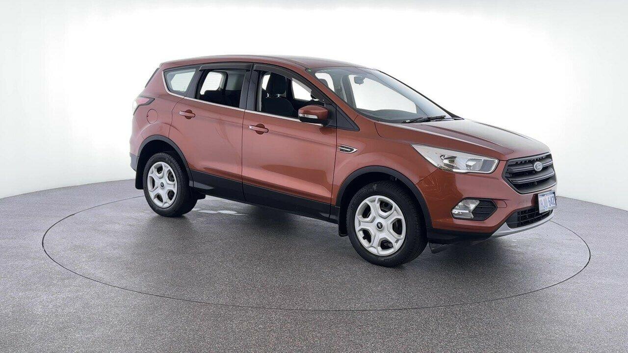 Ford Escape image 2