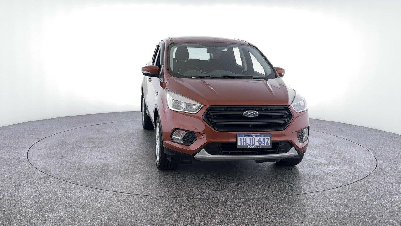 Ford Escape image 4