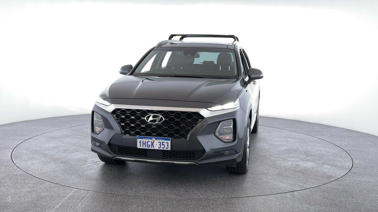 Hyundai Santa Fe image 4