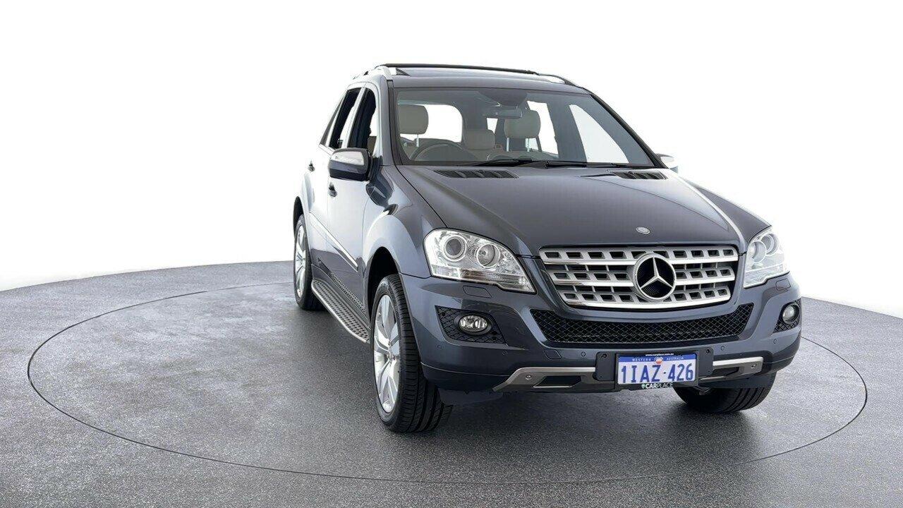 Mercedes Benz M-class image 3