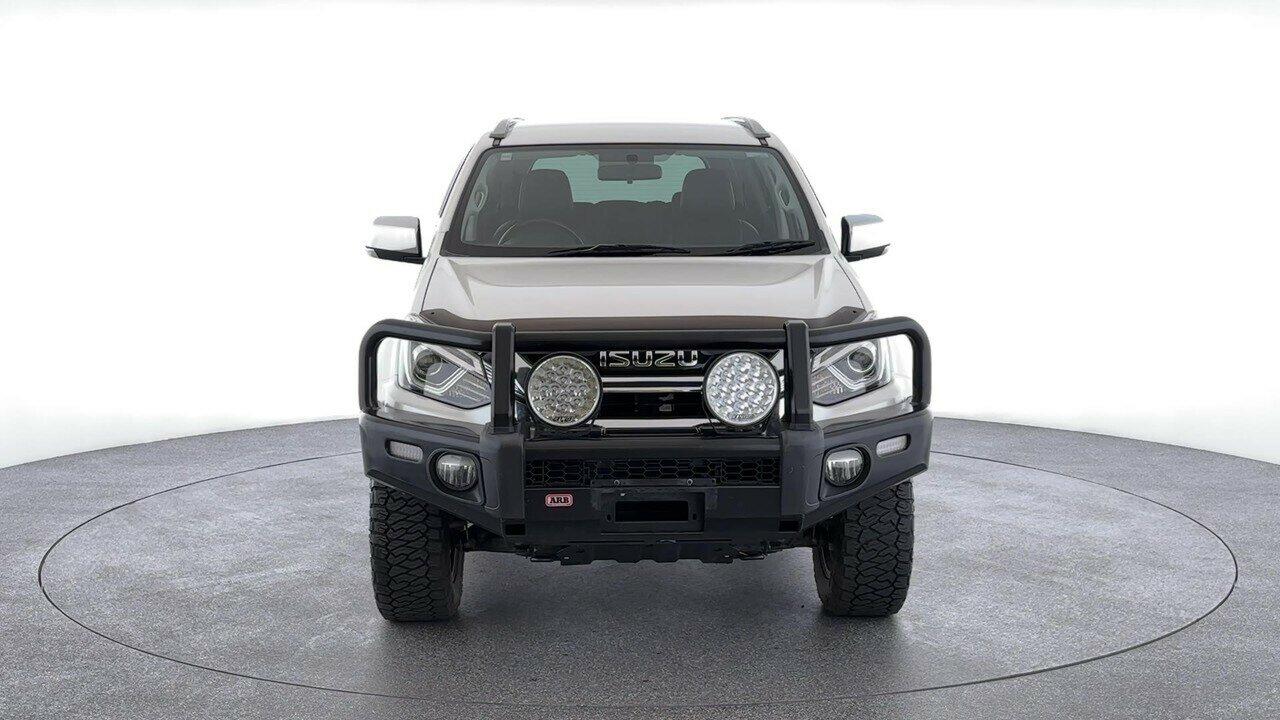 Isuzu Mu-x image 4