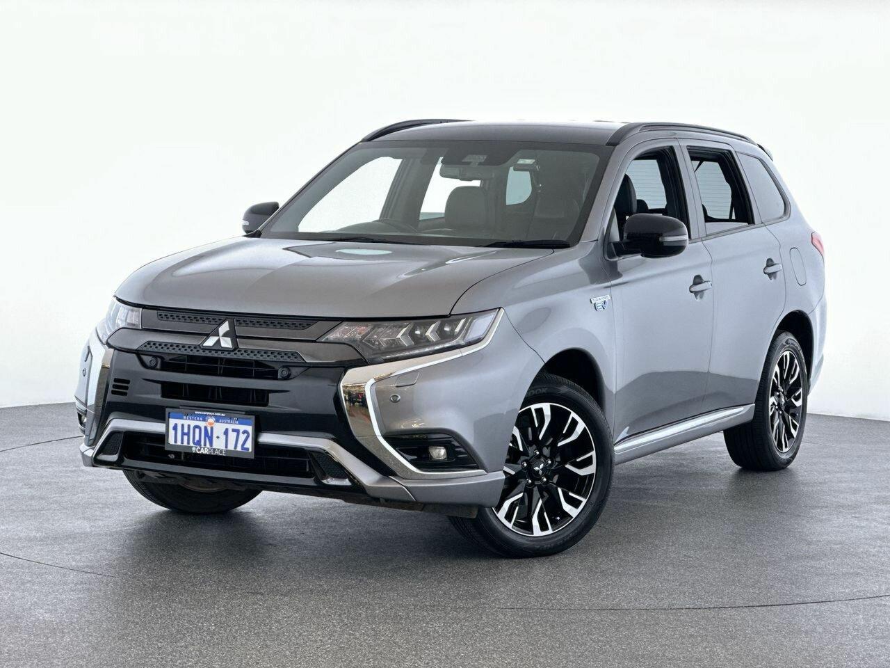 Mitsubishi Outlander image 1